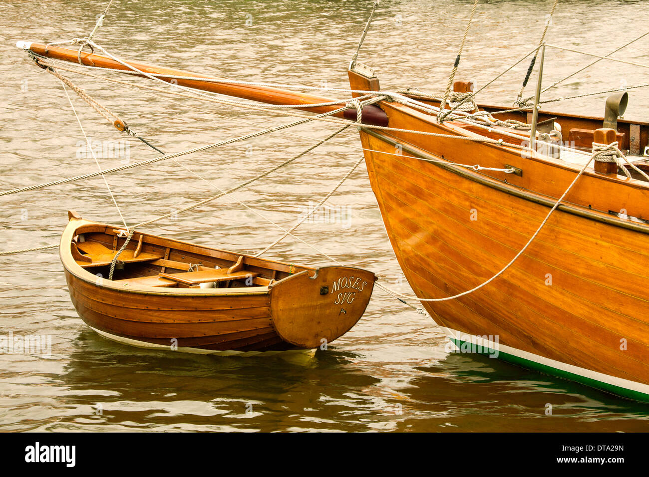 Wooden boats boat hi-res stock photography and images - Alamy