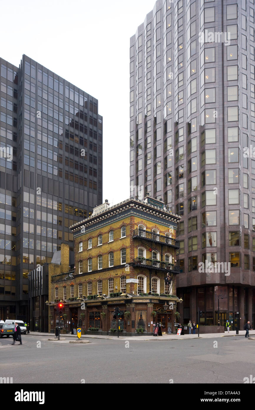 London, Ecke Victoria Street/Buckingham Gate Stock Photo