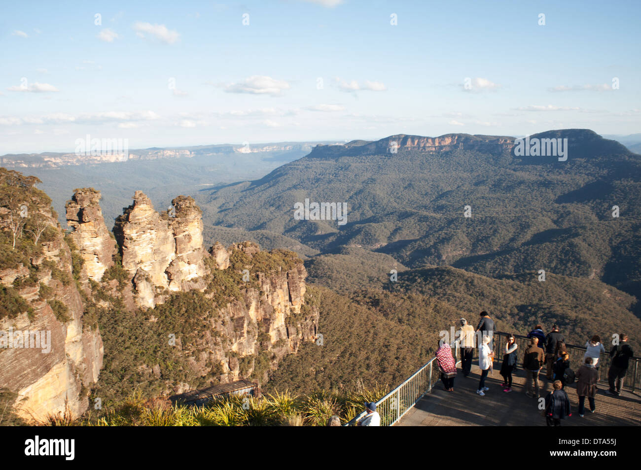 the-three-sisters-blue-mountains-australia-stock-photo-alamy