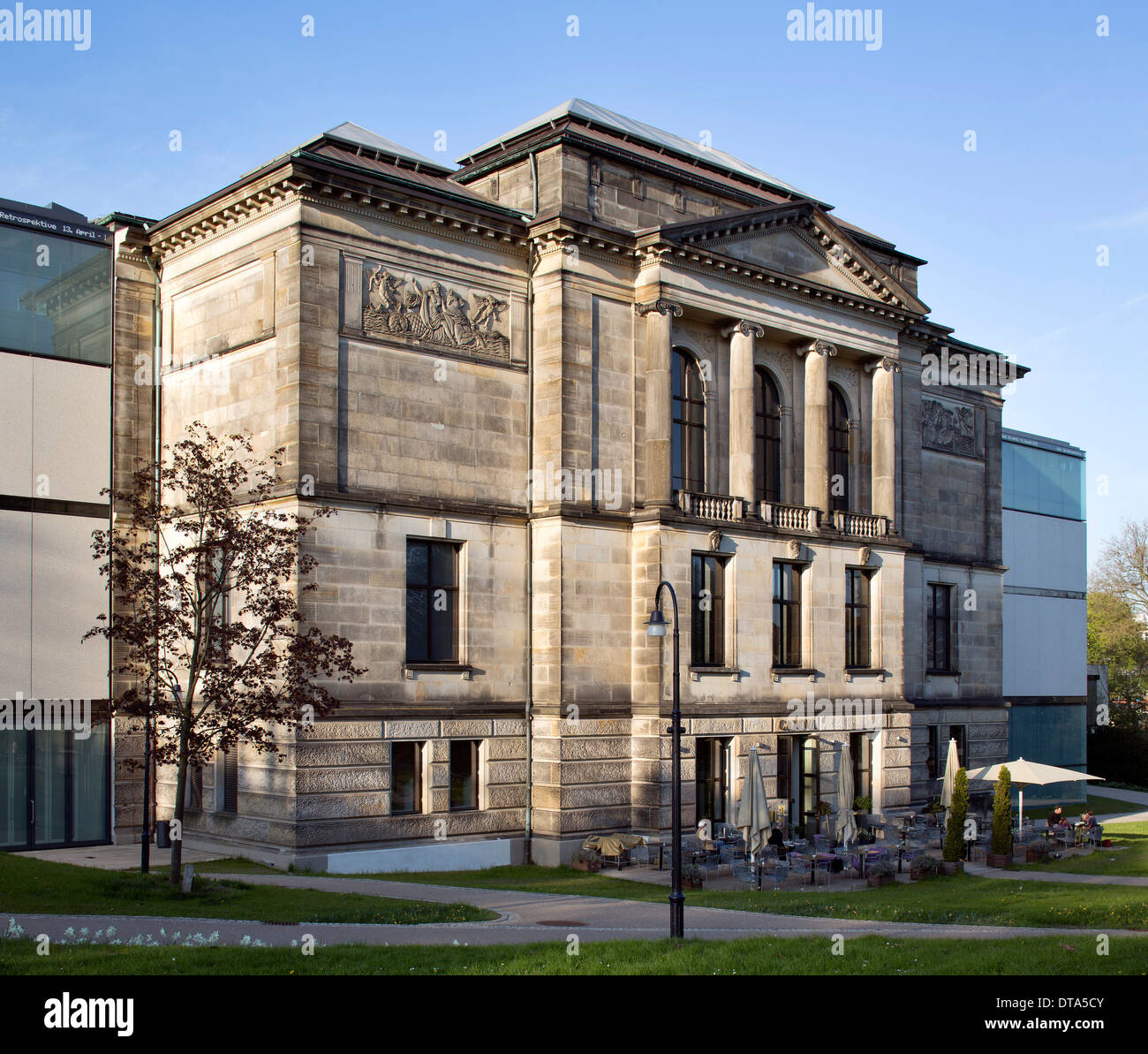 Kunsthalle building hires stock photography and images Alamy