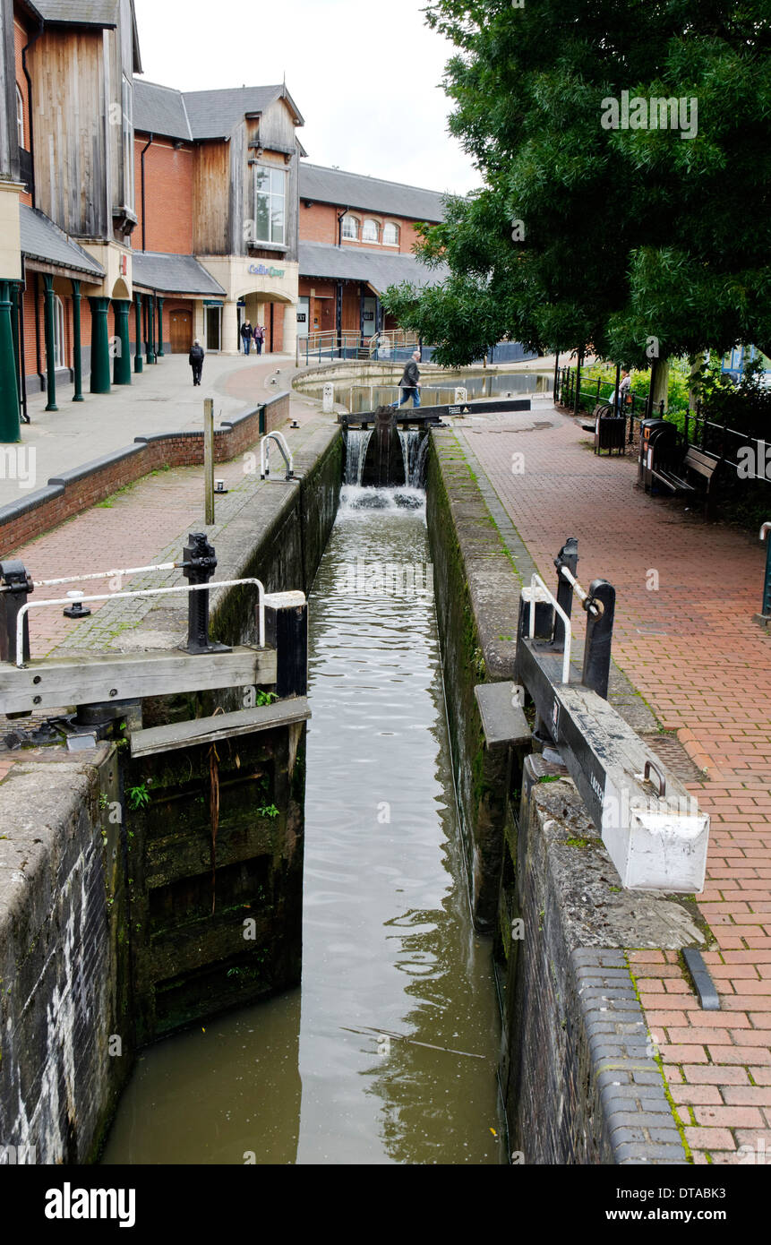 Oxford canal lock hires stock photography and images Alamy