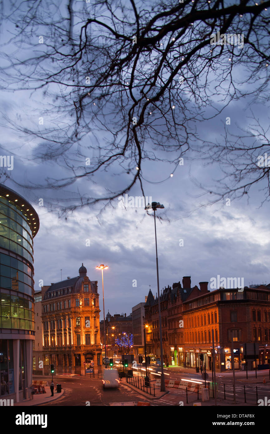 Victorian london night houses hi-res stock photography and images - Alamy