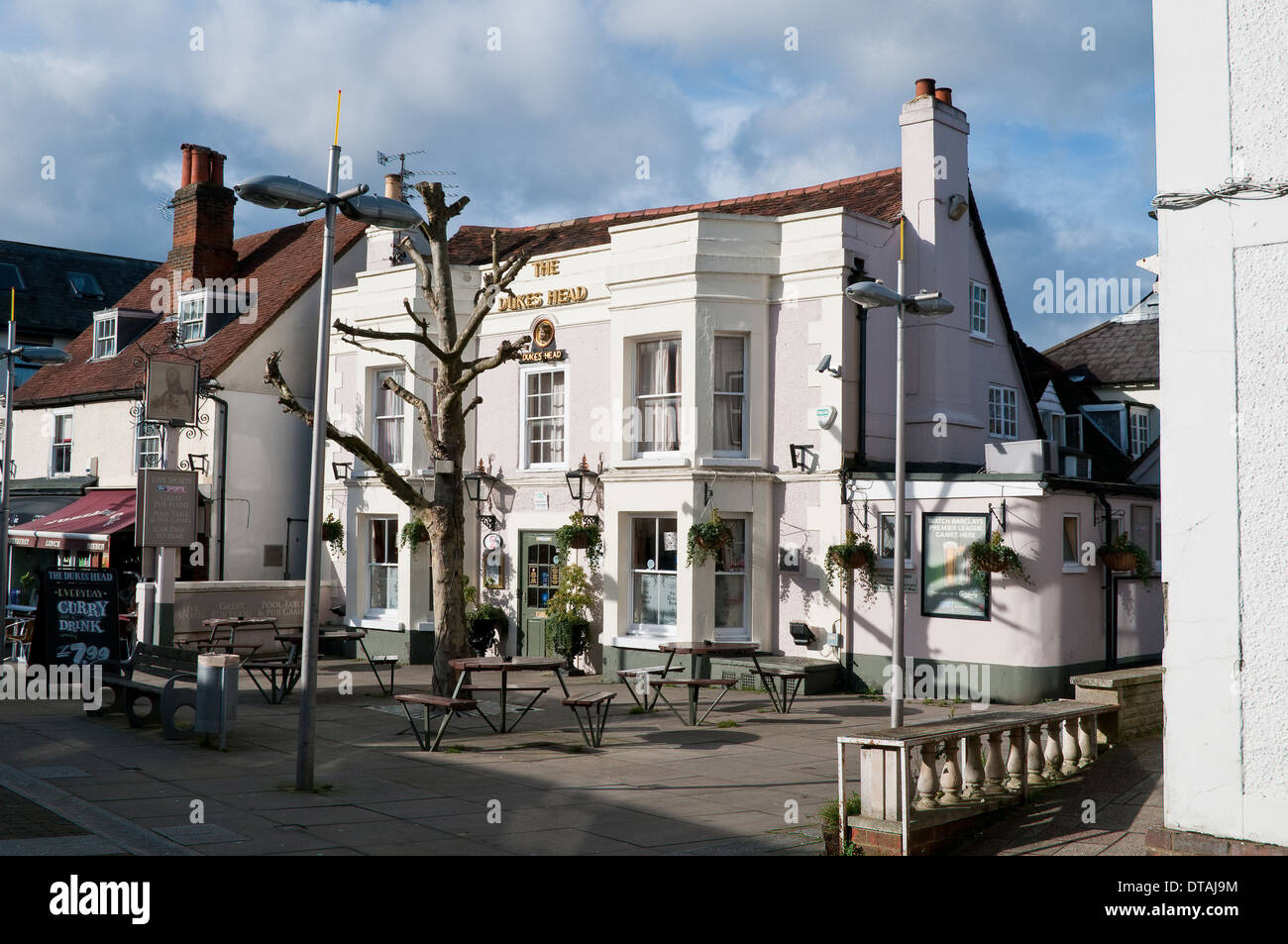 Dukes Head Pub, High Street, Leatherhead, Surrey, England, UK Stock Photo Alamy