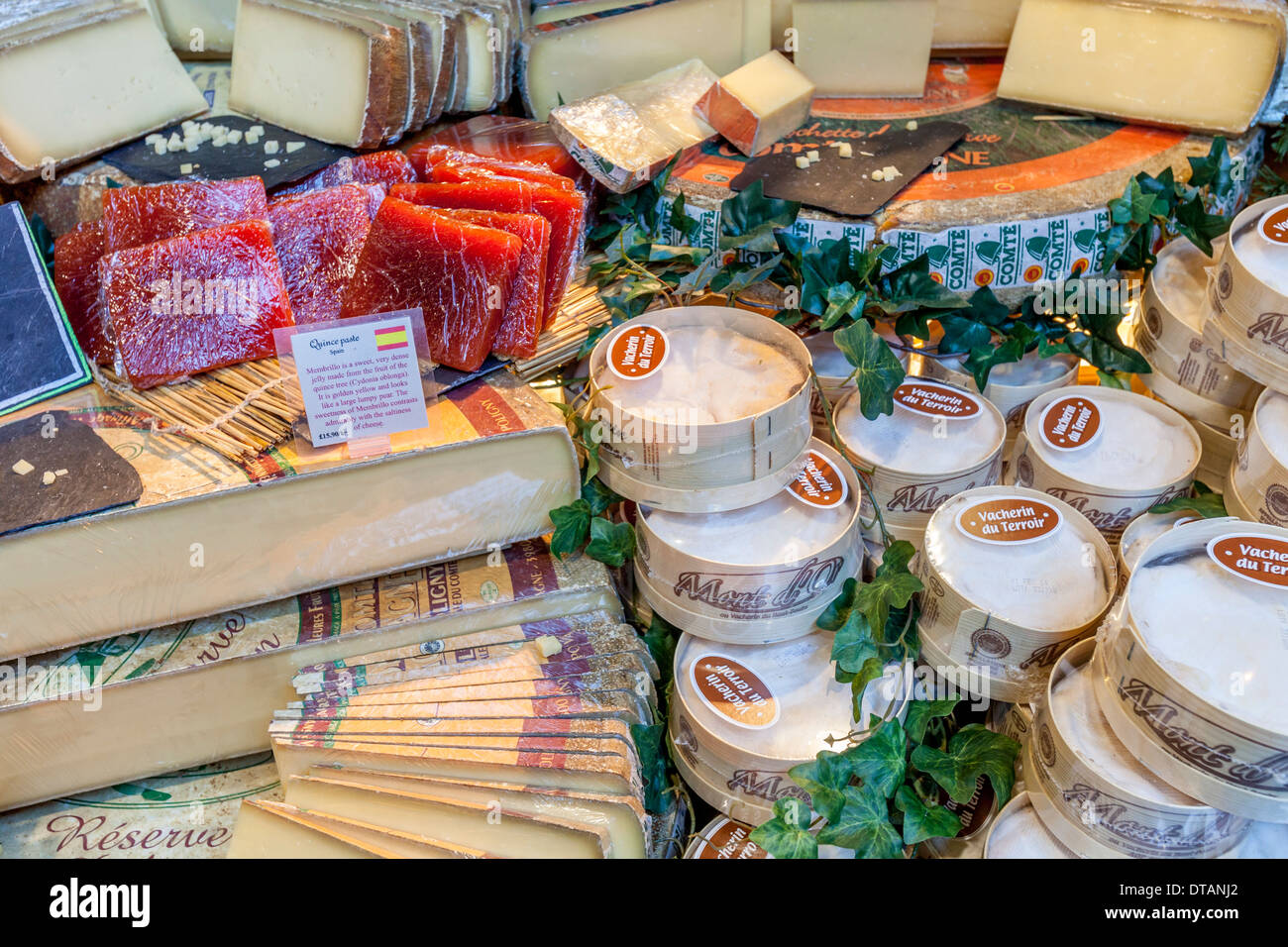 Cheese Shop, Borough Market, London, England Stock Photo Alamy