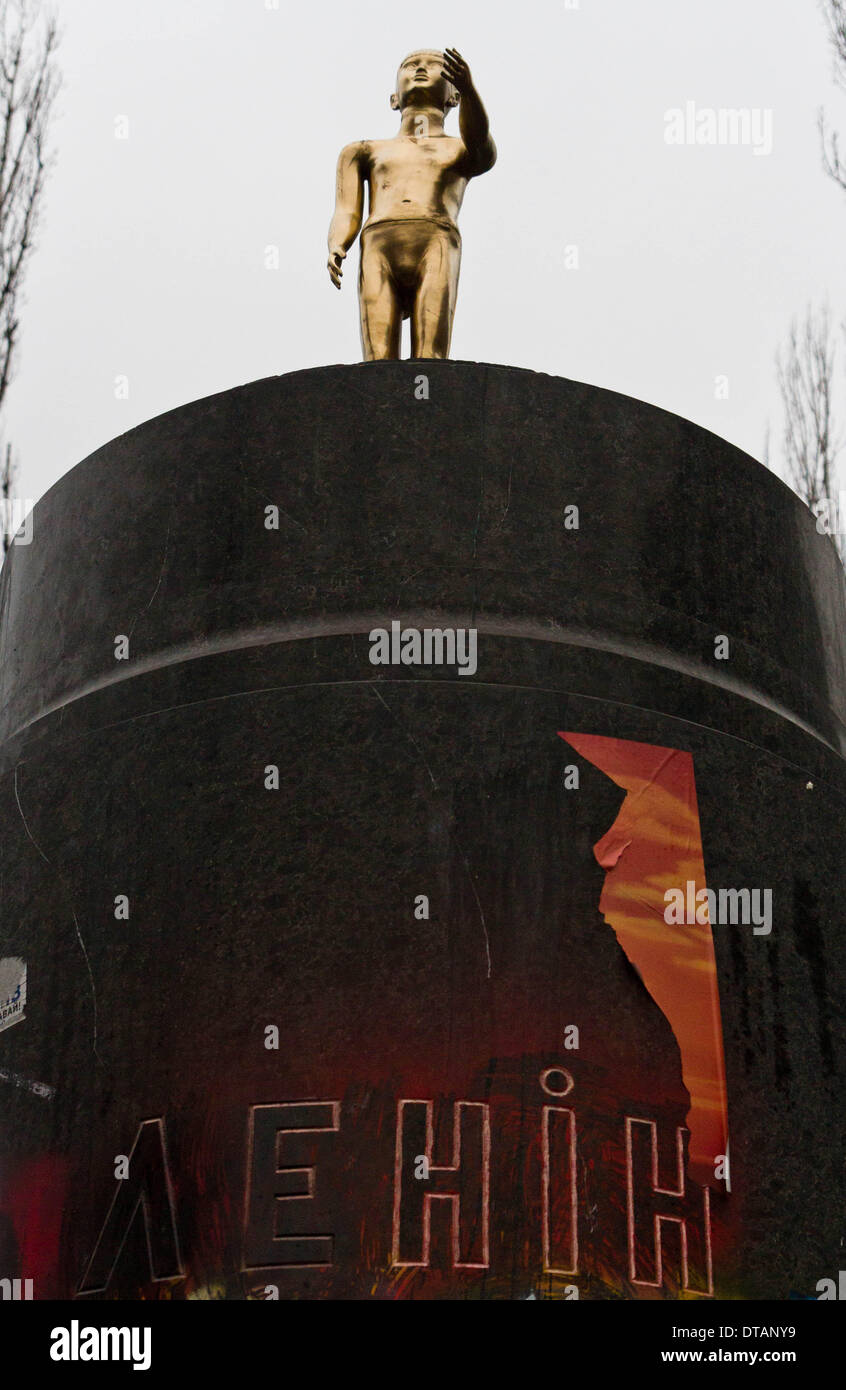 Mannequin art installation hires stock photography and images Alamy