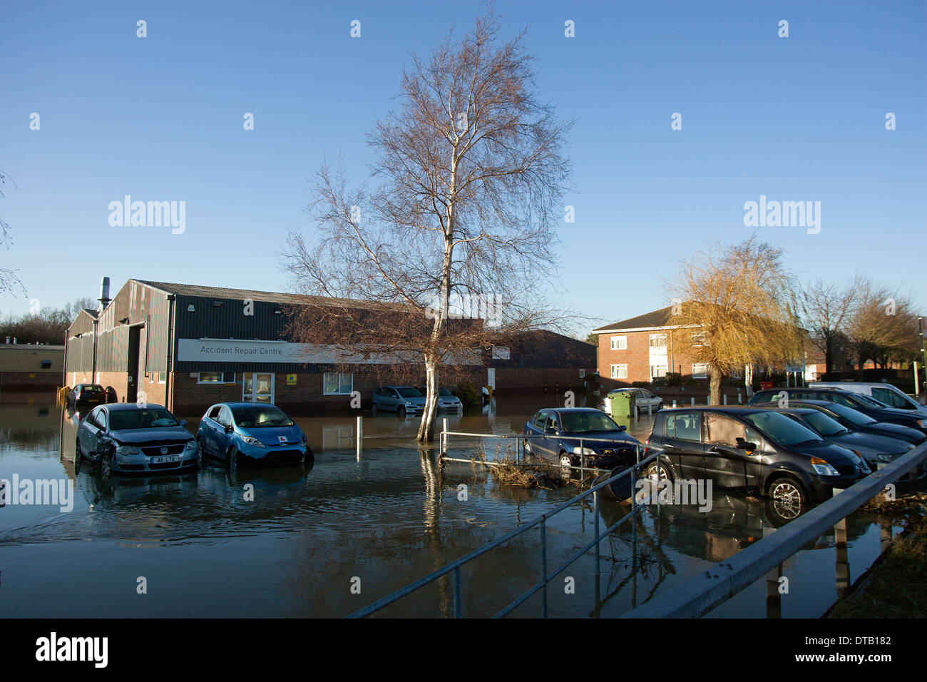 East peckham river hires stock photography and images Alamy