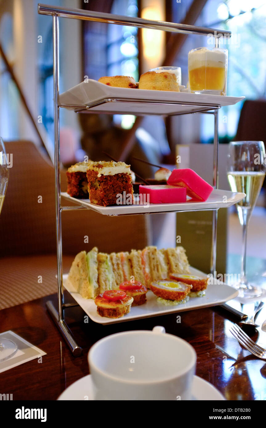 Champagne cream tea in london hires stock photography and images Alamy