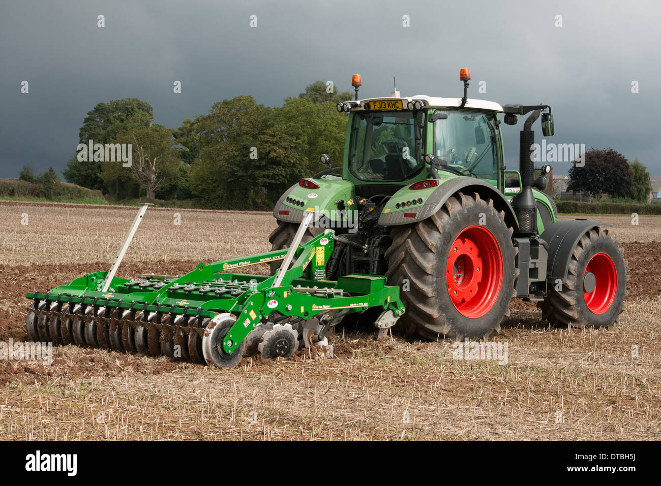 Fendt 724 tractor and Simba DTX cultivator at the 63rd British National Ploughing Championship in 2013.war Stock Photo
