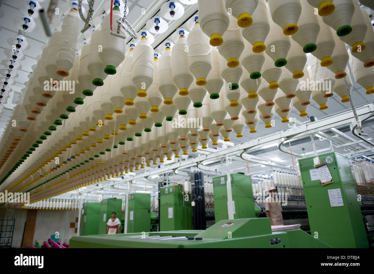 Fibre into yarn factory hires stock photography and images Alamy