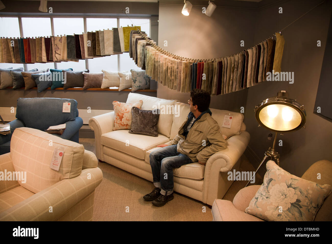 Showroom displays hires stock photography and images Alamy