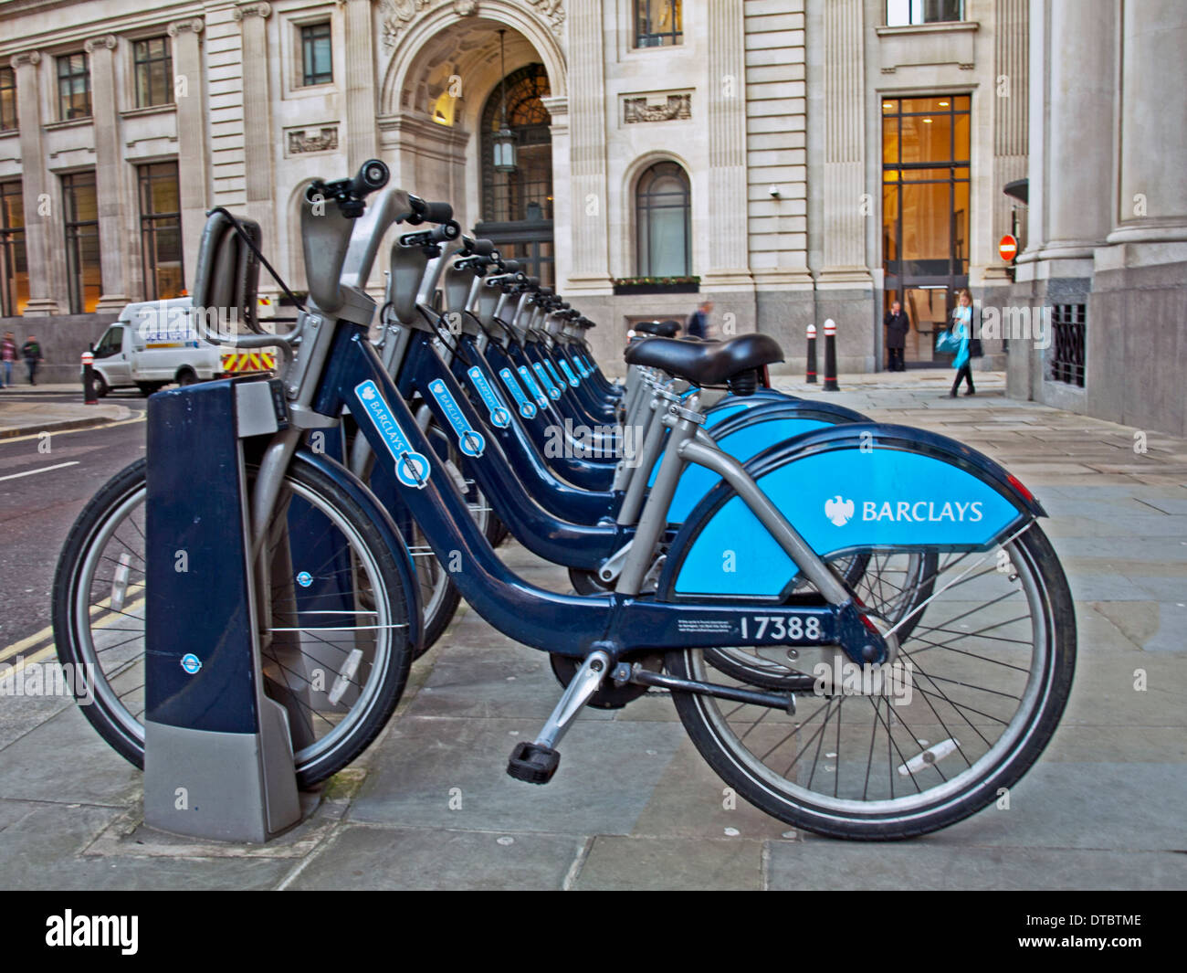 boris bike stands