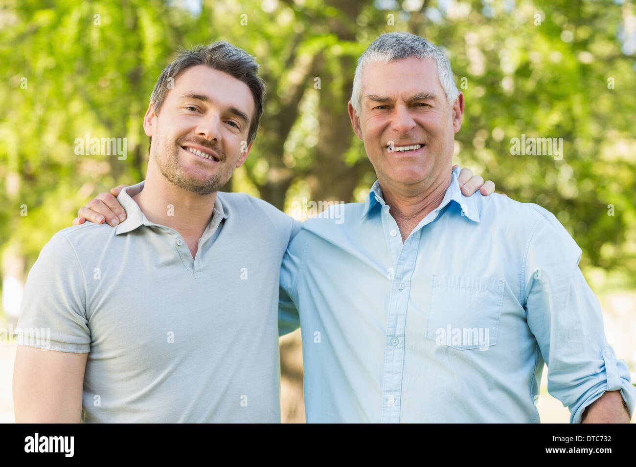 Elderly father adult son hi-res stock photography and images - Alamy
