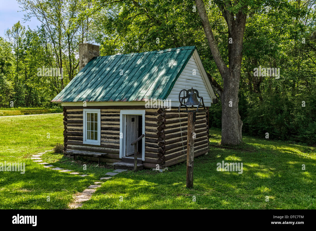 Eastern View Log School House Courthouse Tavern Museum King