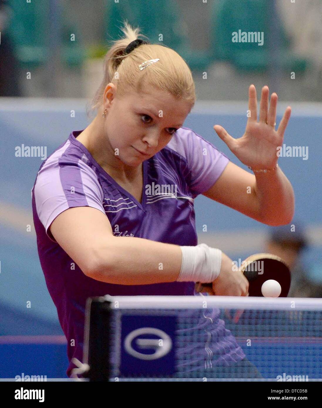 Kuwait City. 14th Feb, 2014. Pesotska Margaryta of Ukaran returns the