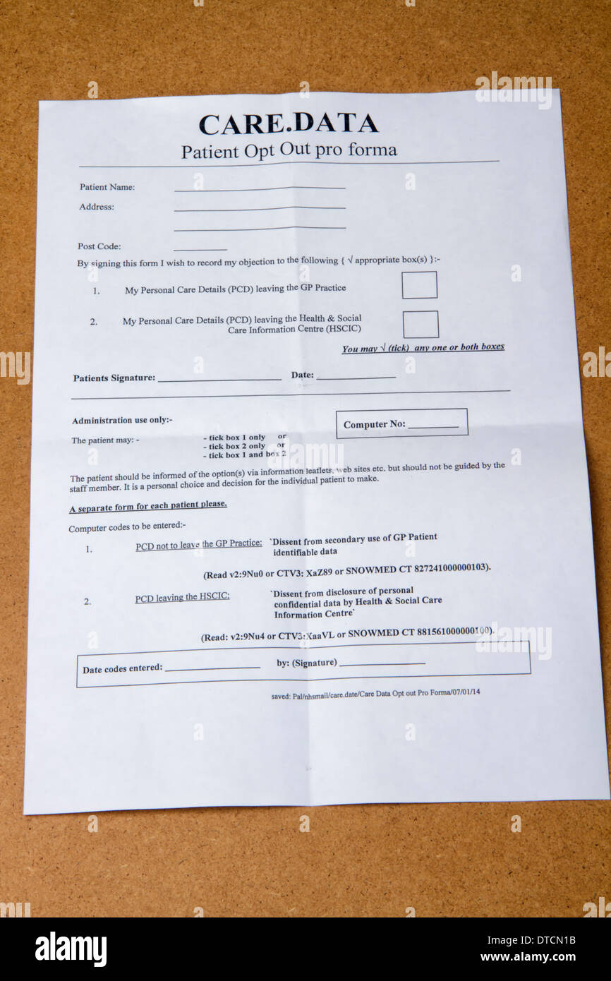 NHS Patient opt out form from medical record sharing Stock Photo