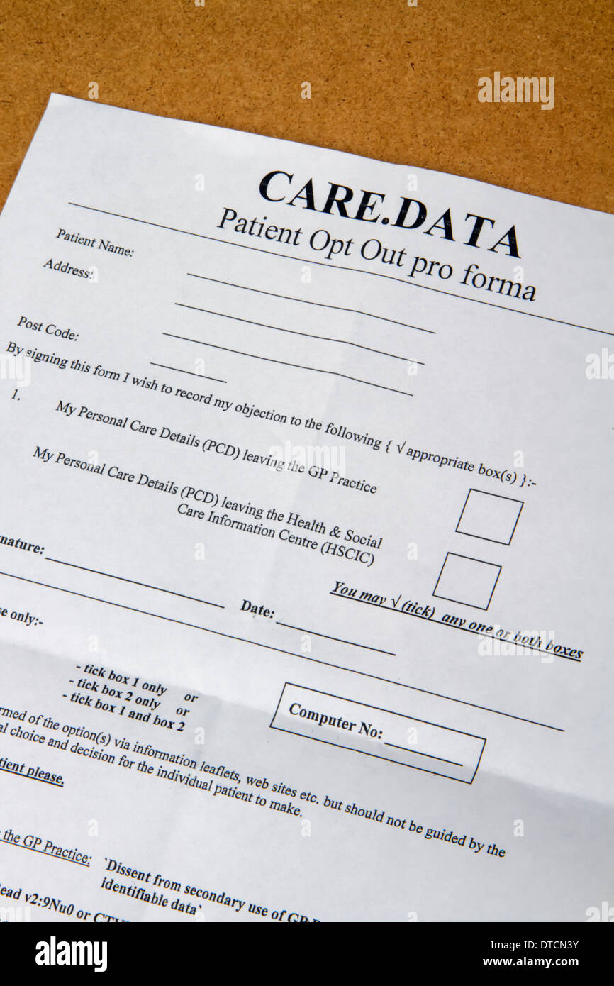 NHS Patient opt out form from medical record sharing Stock Photo