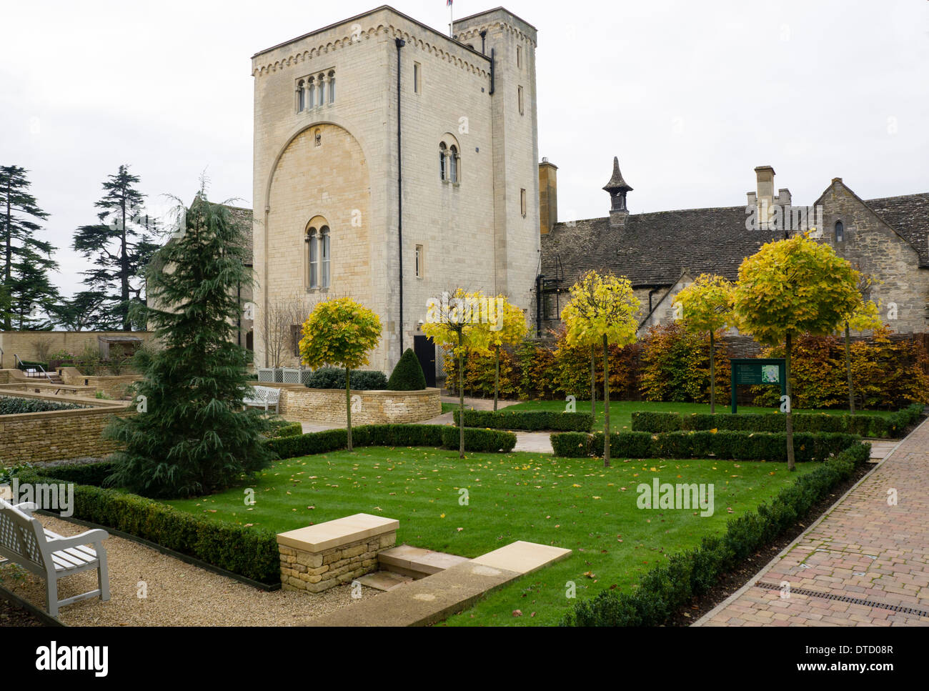 Gardens of Ellenborough Part Hotel Stock Photo Alamy