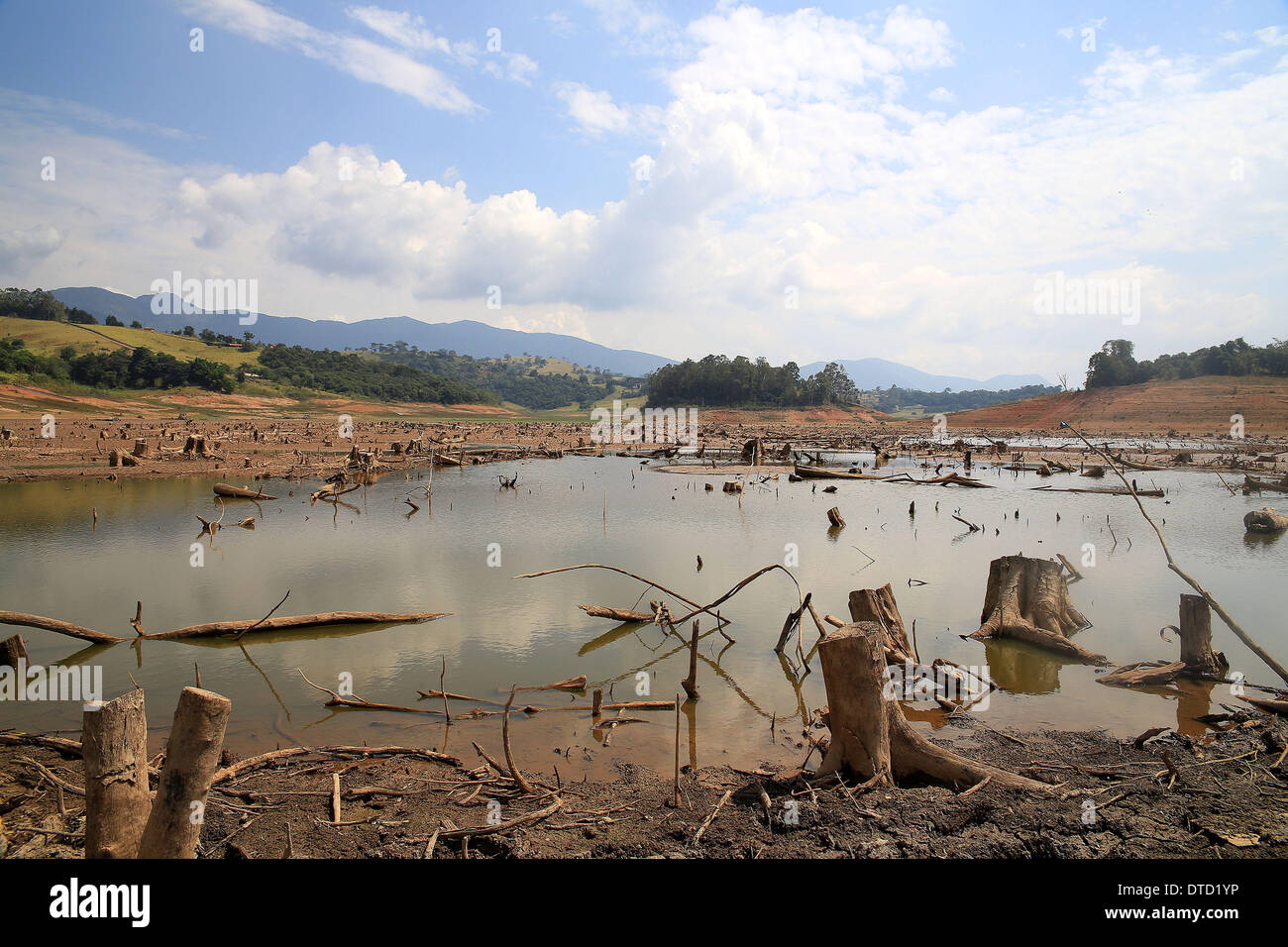 2014 drought sao paulo hi-res stock photography and images - Alamy