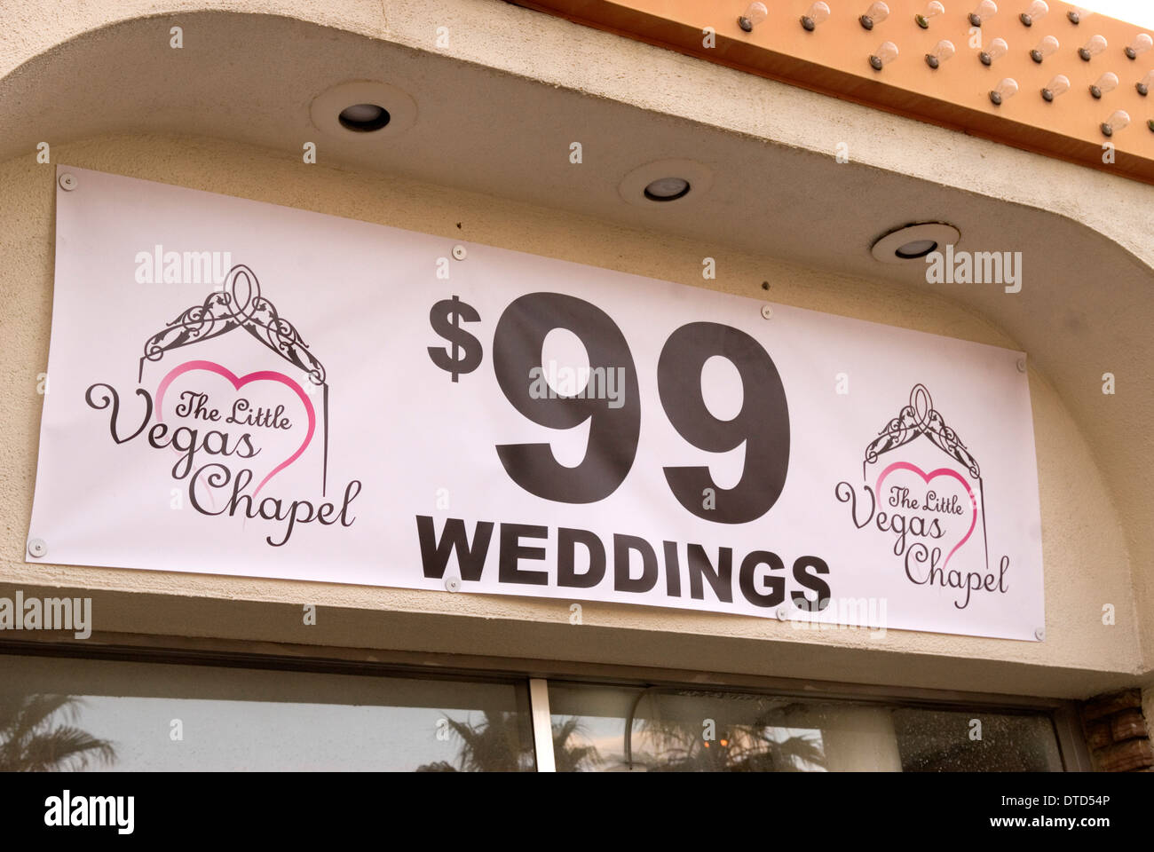 Las vegas chapel of love hi-res stock photography and images - Alamy, image size:1300x960