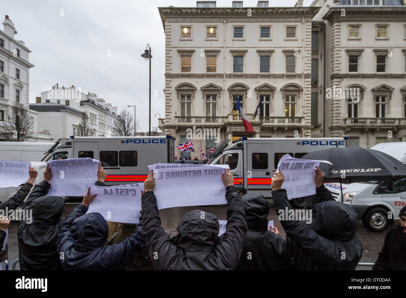 Radical Islamists protest outside French Consulate in London Stock Photo