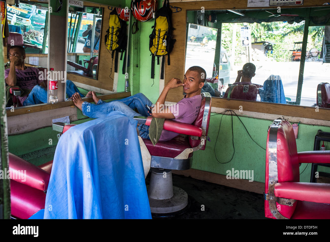 Scenes from a hairdresser, Philippines Stock Photo Alamy