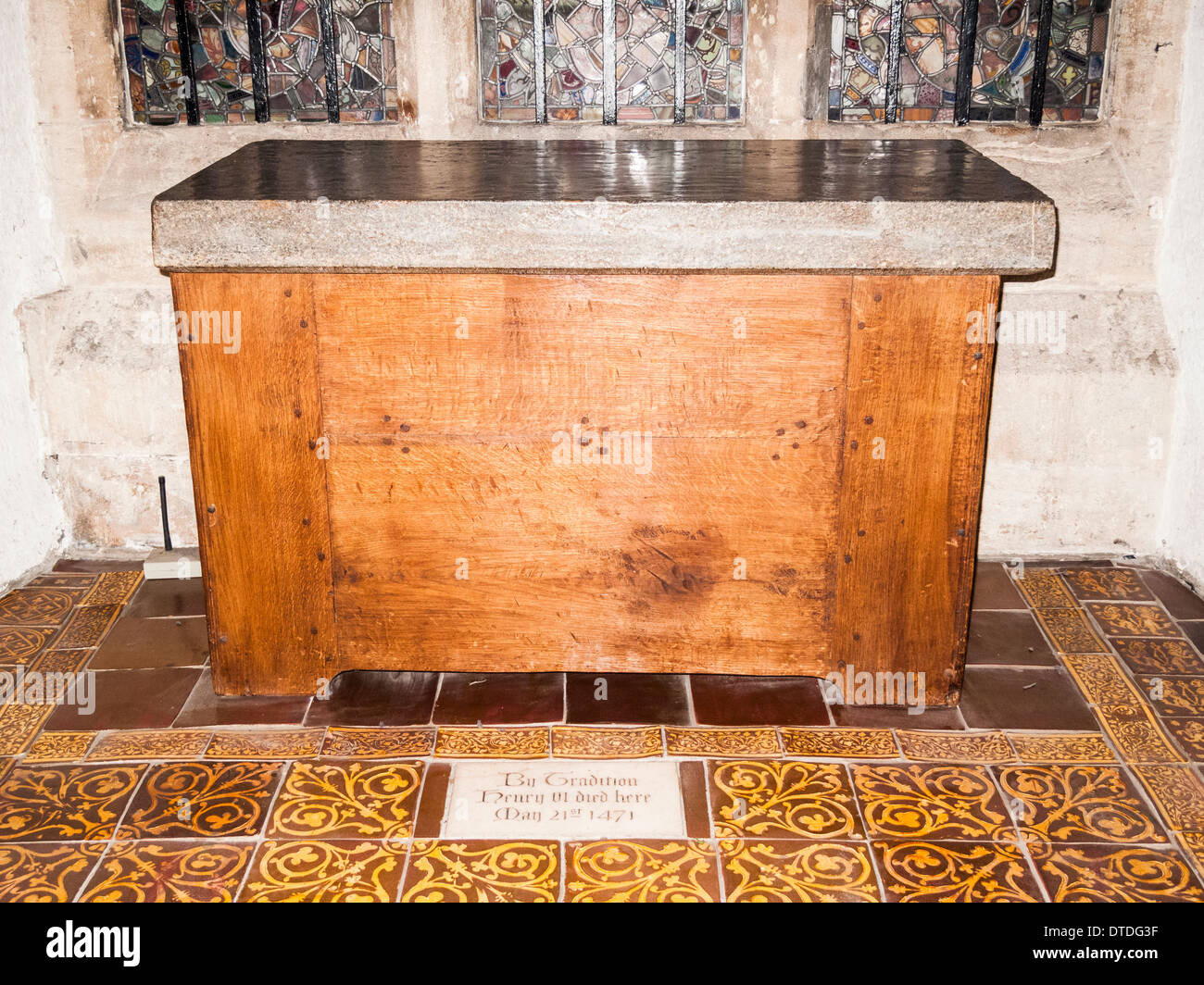 Chest and plaque in Wakefield Tower, Tower of London, UK, where by tradition Henry VI, King of England, died on 21 May 1471 Stock Photo