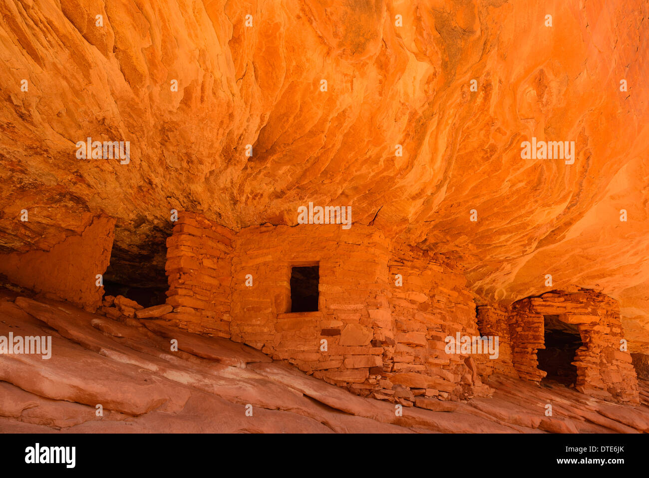 Ancient Indian Granary, known as "House on Fire", Mule Canyon, Cedar Mesa, Utah, USA Stock Photo