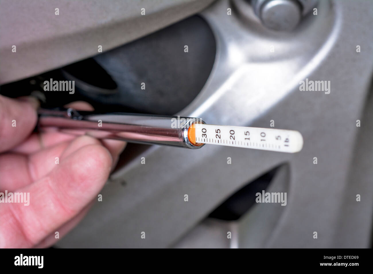 Pressure testing hires stock photography and images Alamy
