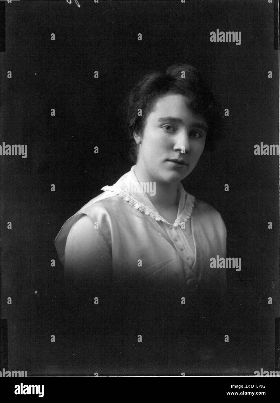 Elizabeth snyder Black and White Stock Photos & Images - Alamy