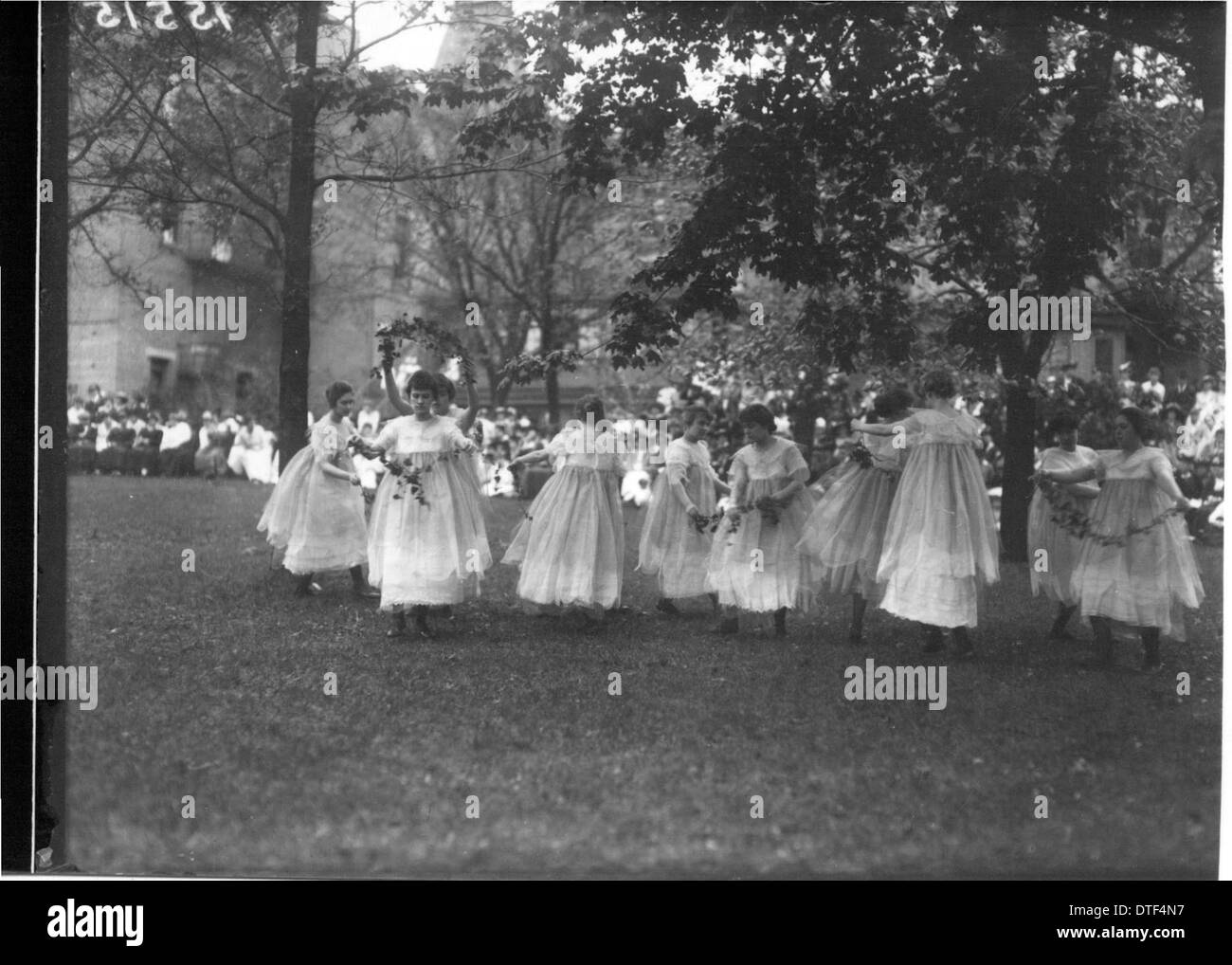 Dancers at Oxford College May Day celebration 1916 Stock Photo