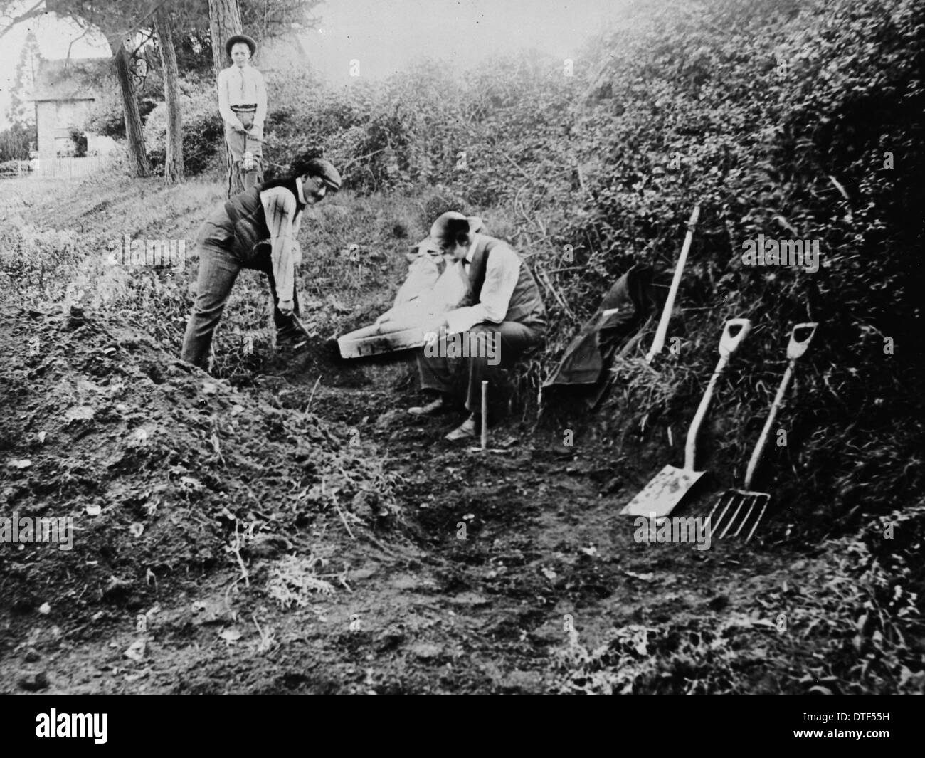 Excavations at Piltdown circa 1913 Stock Photo