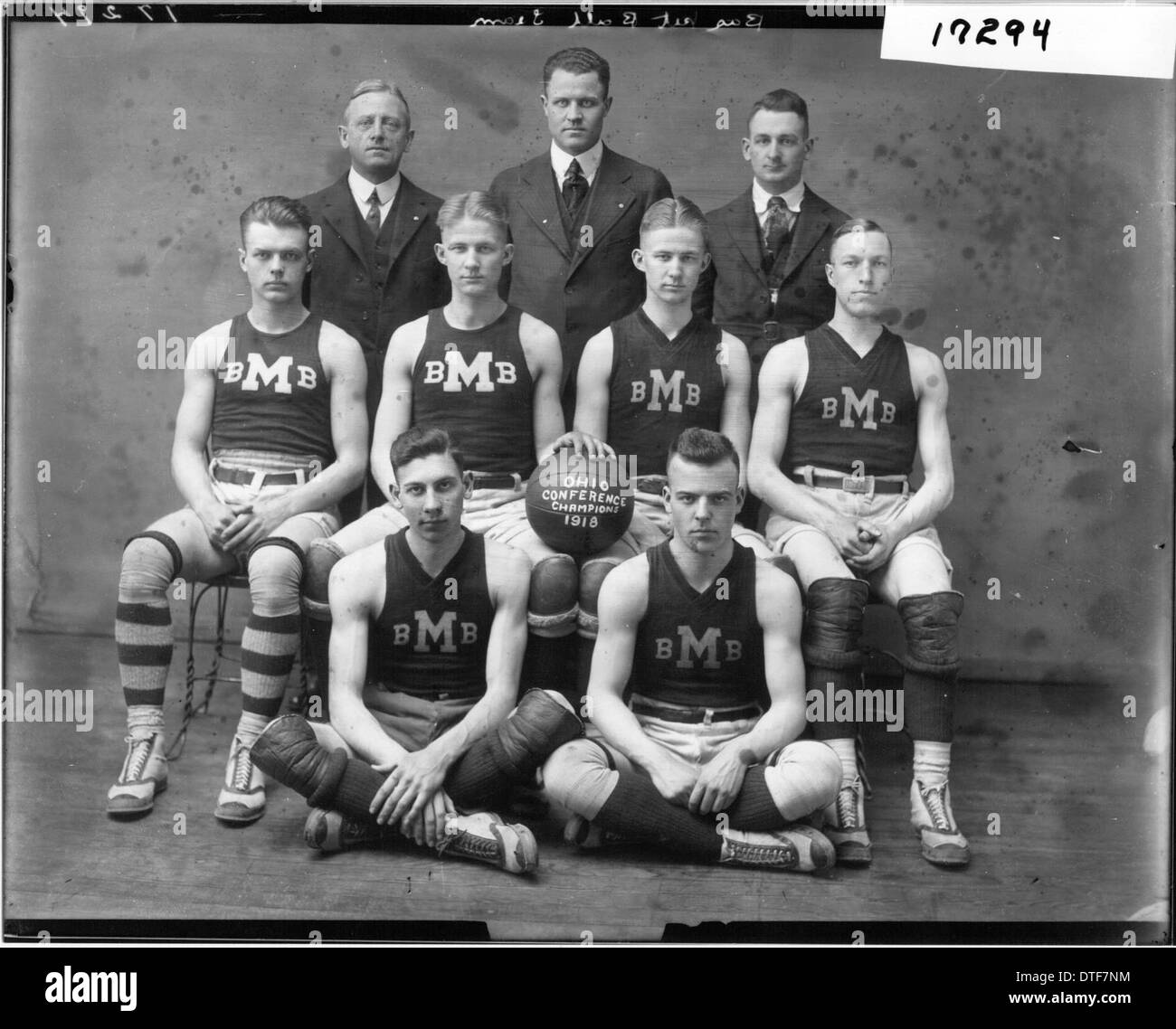 miami-university-basketball-team-1918-stock-photo-alamy