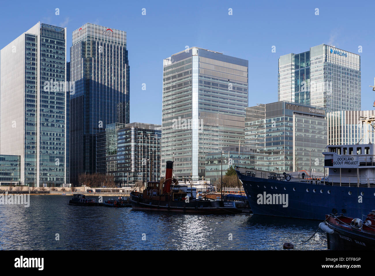 london docklands canary wharf england uk Stock Photo - Alamy
