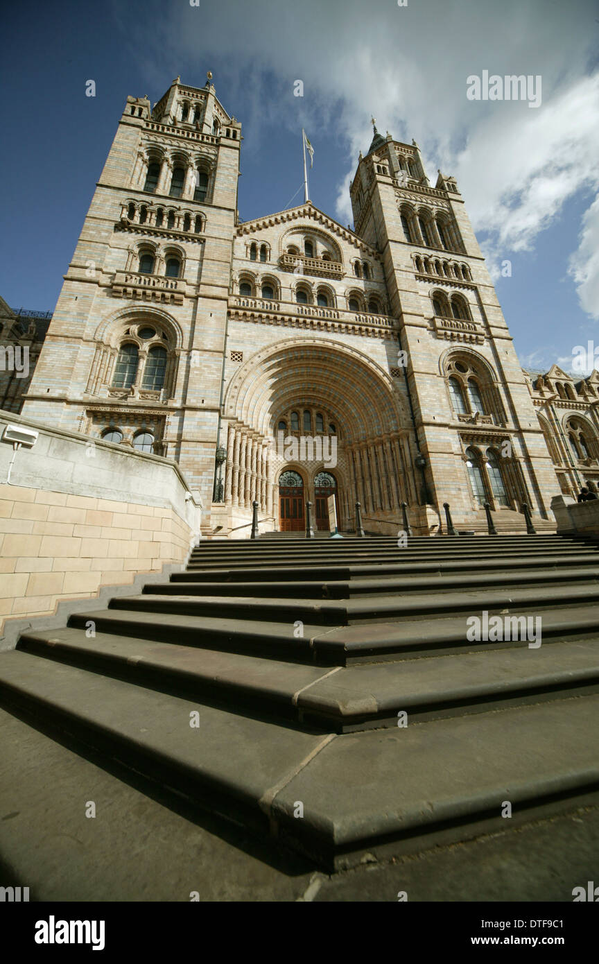 Front entrance of the Natural History Museum, London Stock Photo