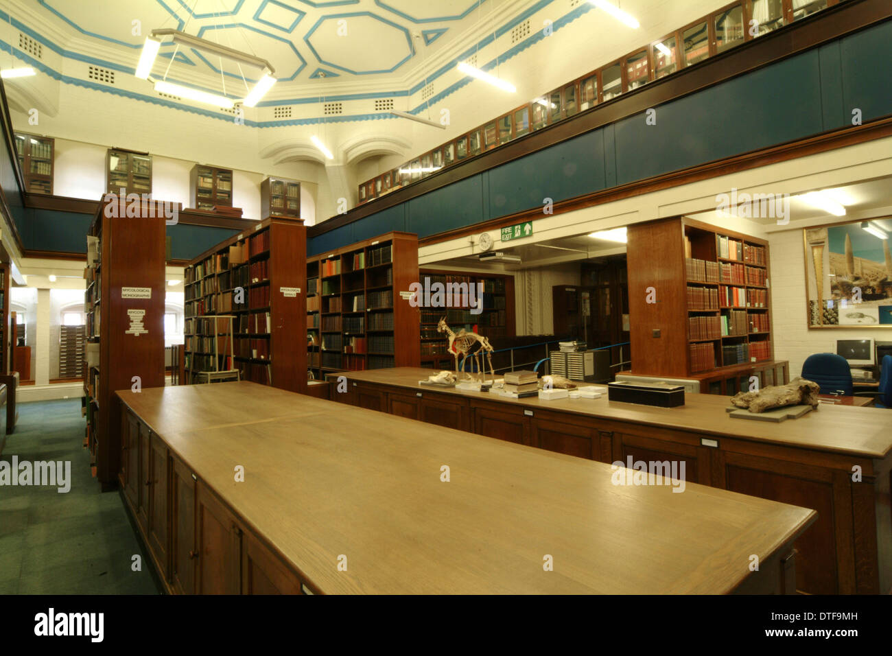 The Botany Library Special Collections Room Stock Photo Alamy