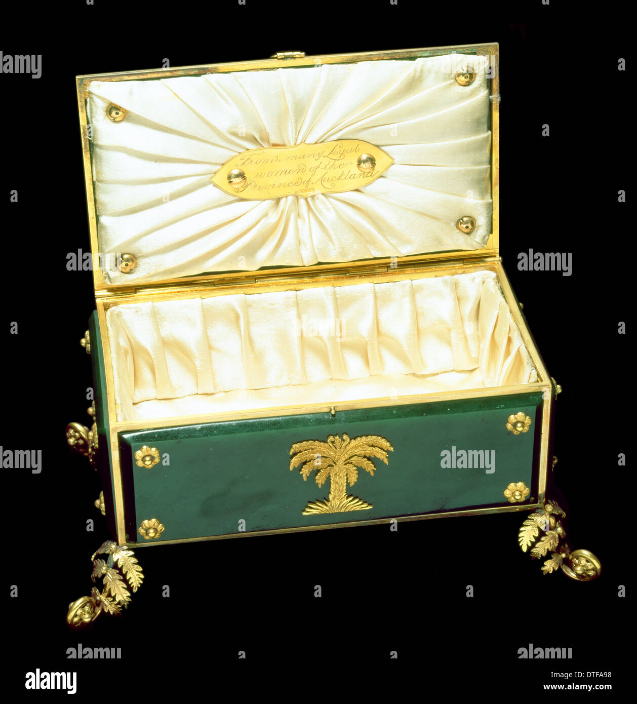 Open Casket High Resolution Stock Photography And Images Alamy
