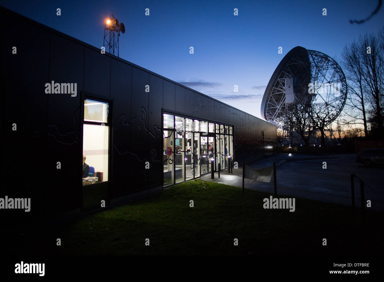 Manchester Universities' Jodrell Bank Lovell telescope in Cheshire UK Stock Photo