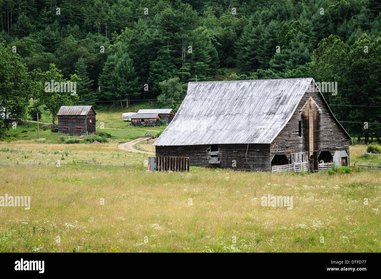 Weathered Barn, Browns Creek Road, Marlinton, West Virginia Stock Photo