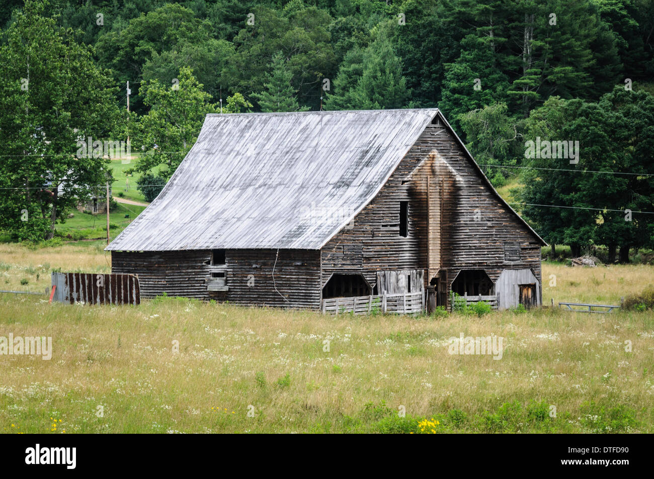 Weathered Barn, Browns Creek Road, Marlinton, West Virginia Stock Photo