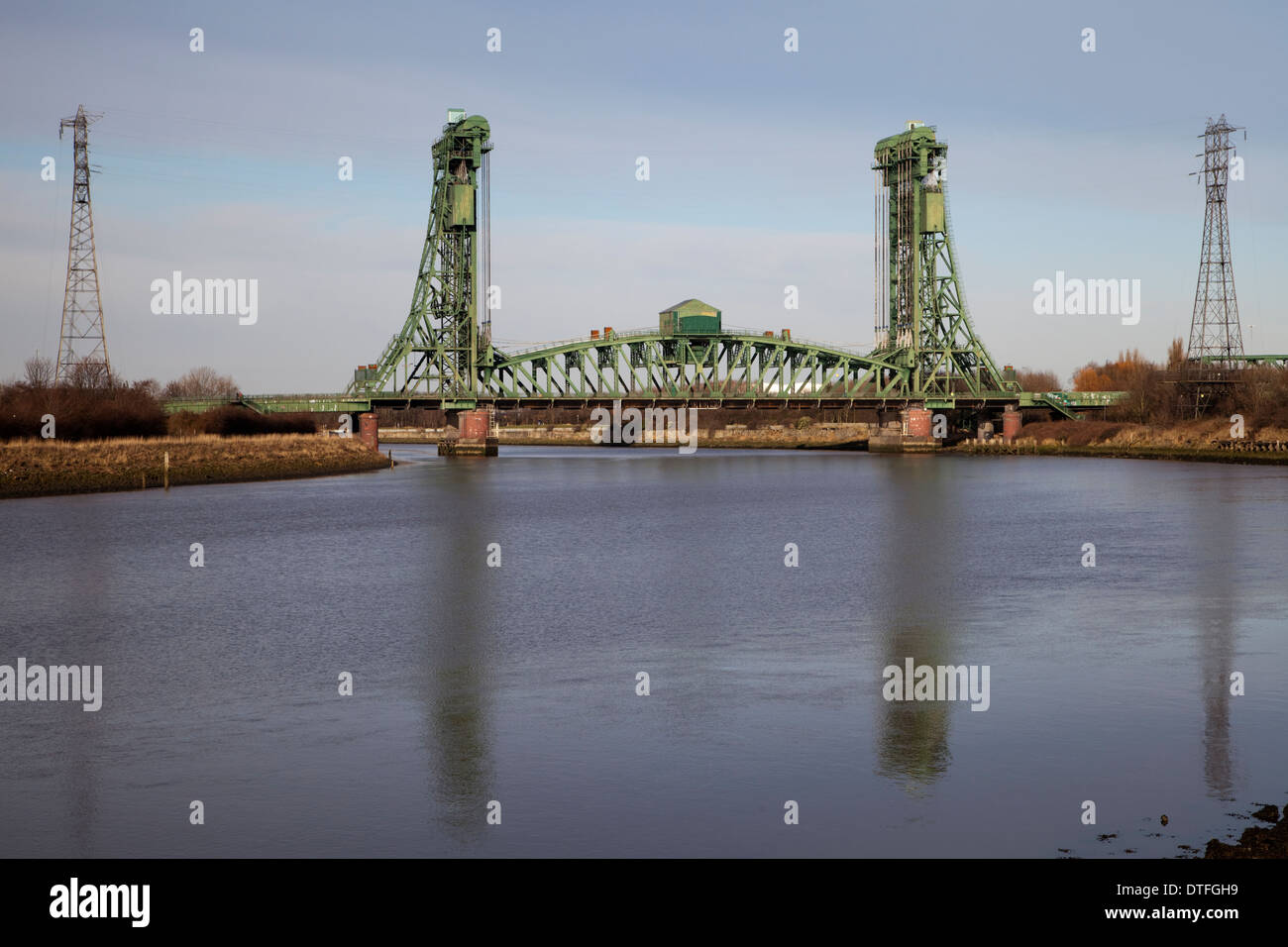 The Tees Newport Bridge is a vertical lift bridge spanning the River Tees between Middlesbrough and Stockton-on-Tees in England. Stock Photo