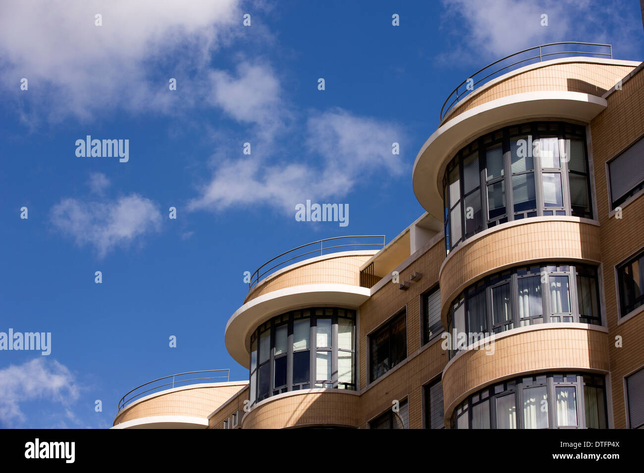 Windows blue hi-res stock photography and images - Alamy