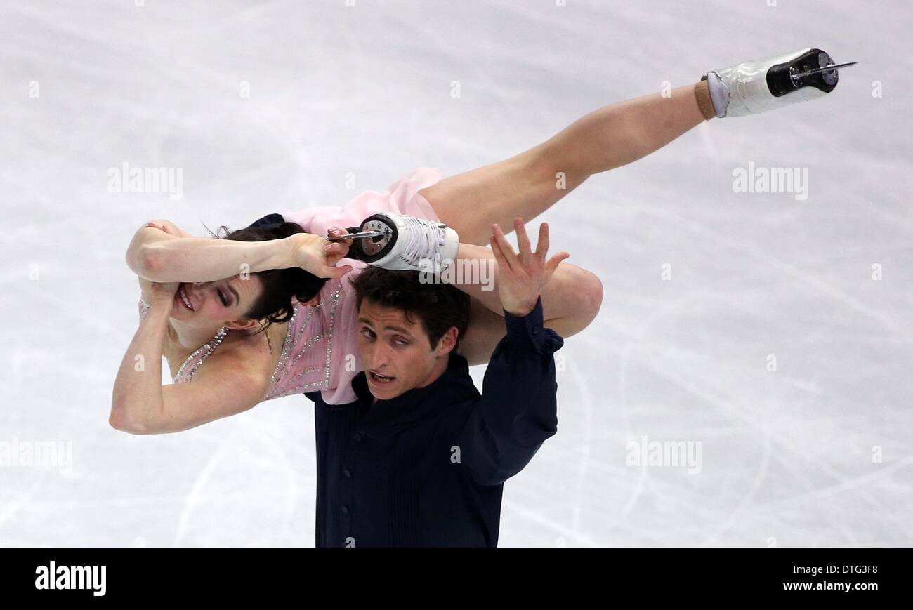 Tessa Virtue and Scott Moir of Canada perform during the Figure in the Figure Skating Ice Dance