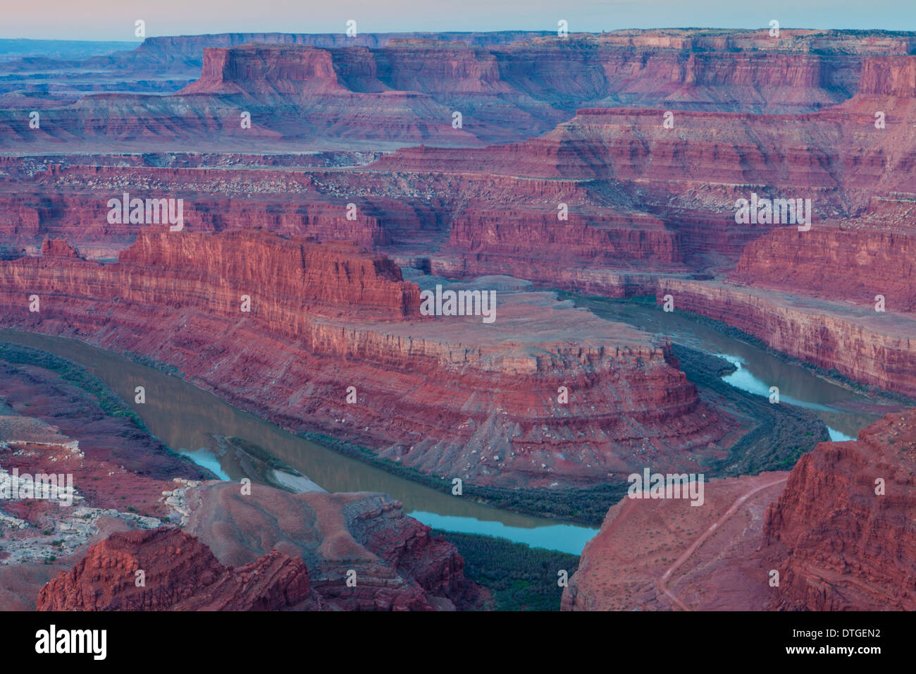 The Colorado River and Goose Neck from Dead Horse Point Overlook in ...