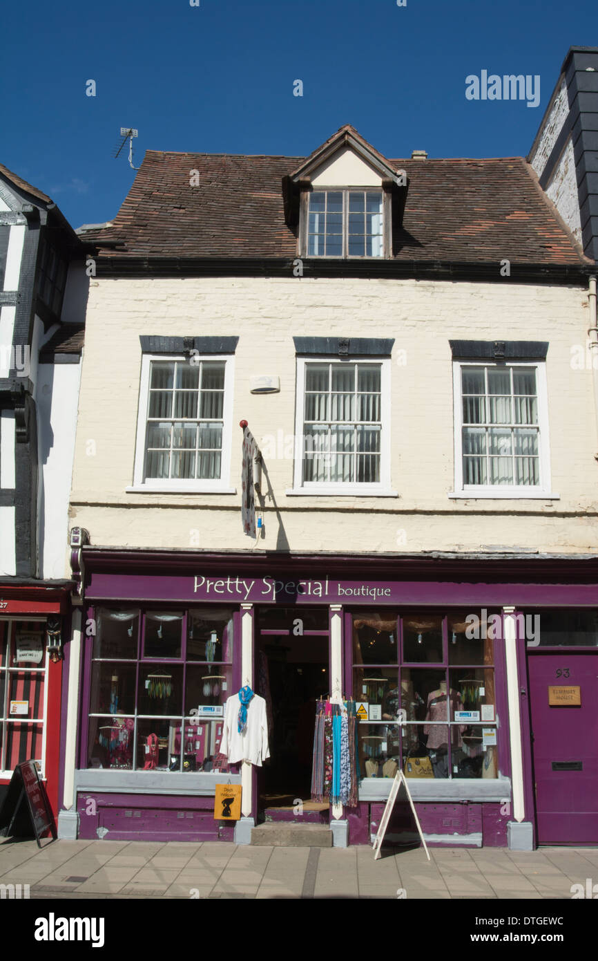 Shops and restaurants in Tewkesbury Stock Photo Alamy