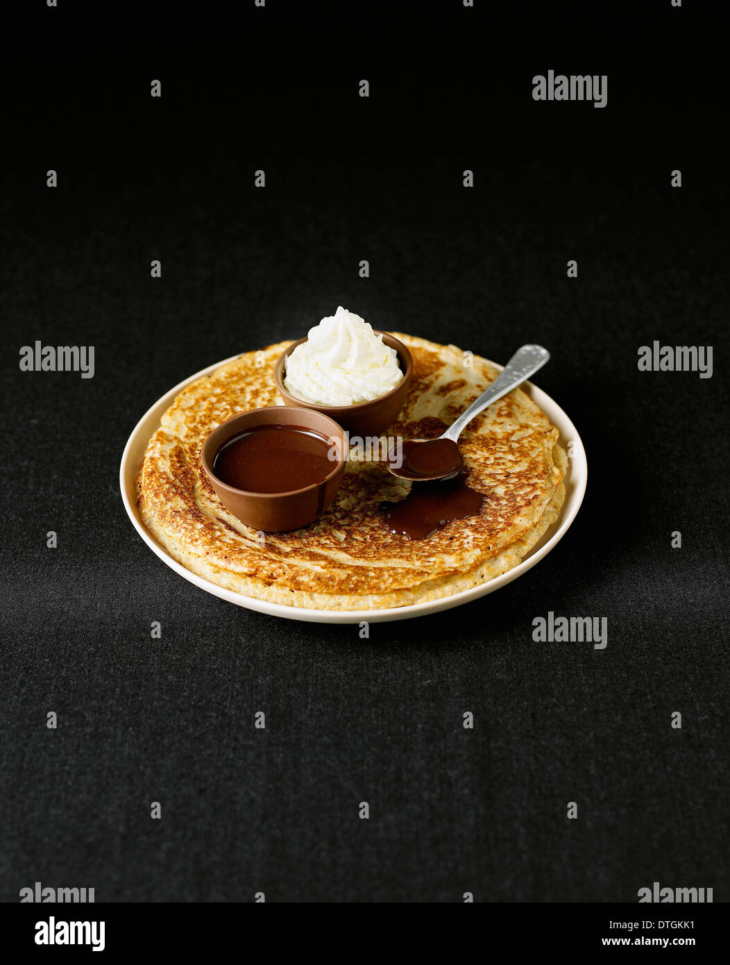 Chantilly sauce hi-res stock photography and images - Alamy