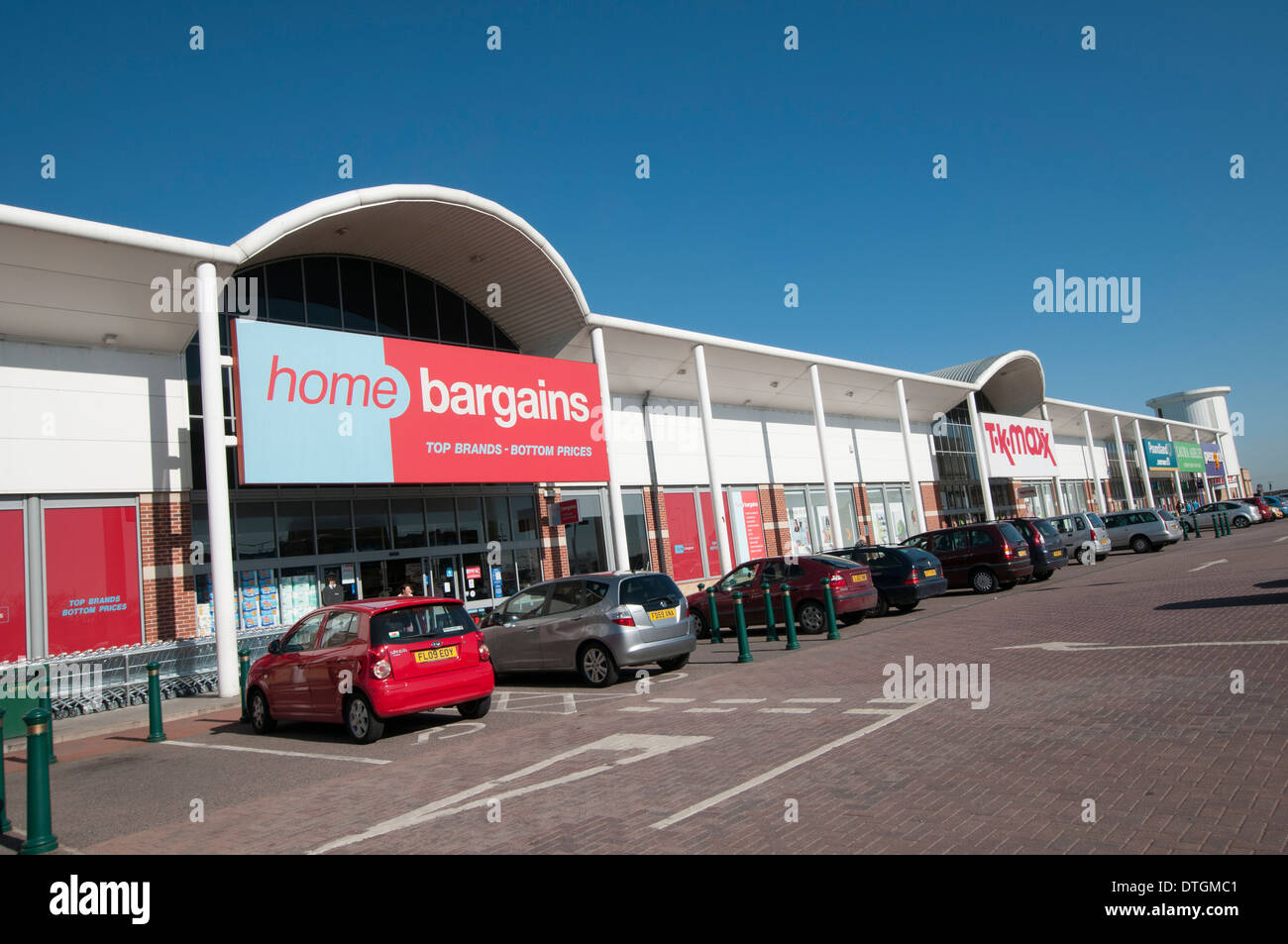 saint-peters-retail-park-hi-res-stock-photography-and-images-alamy