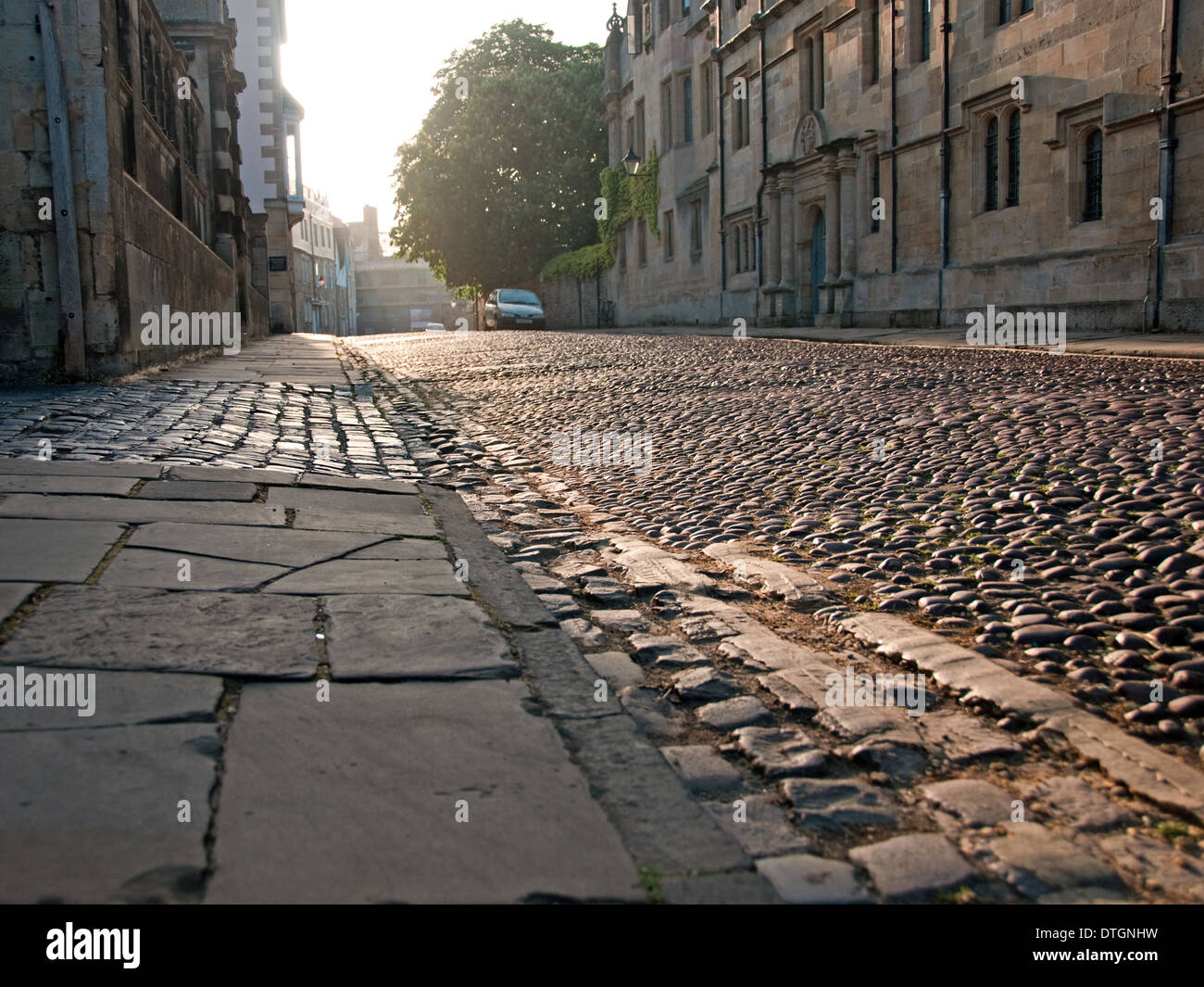 Cobbled street oxford hires stock photography and images Alamy