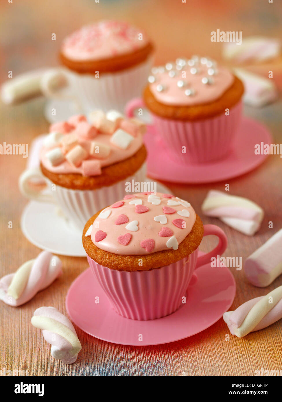 Marshmallow cupcakes. Recipe available Stock Photo Alamy