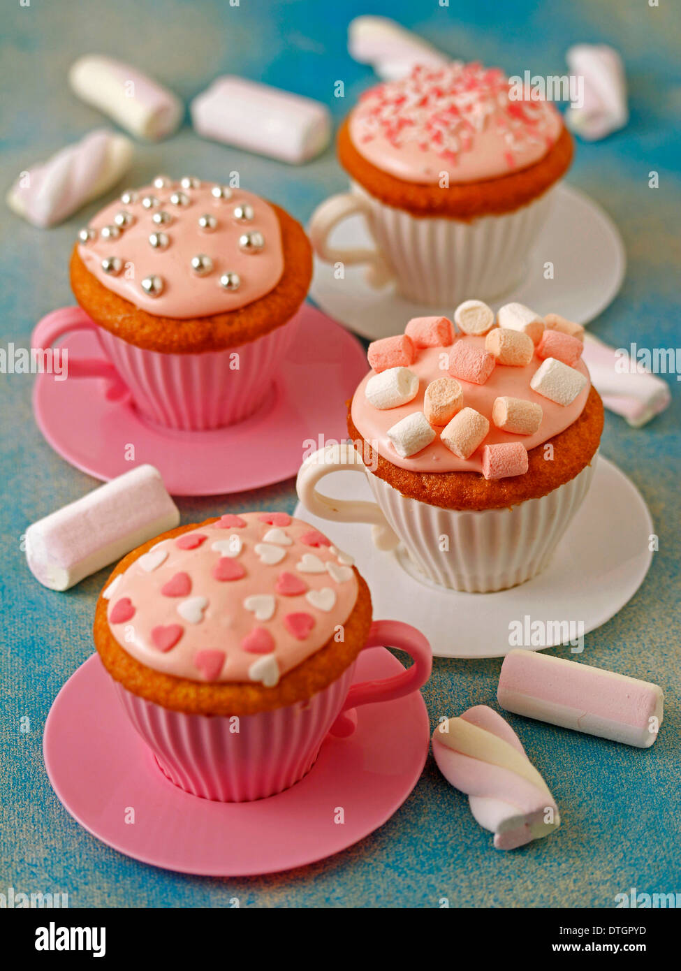 Marshmallow cupcakes. Recipe available Stock Photo Alamy
