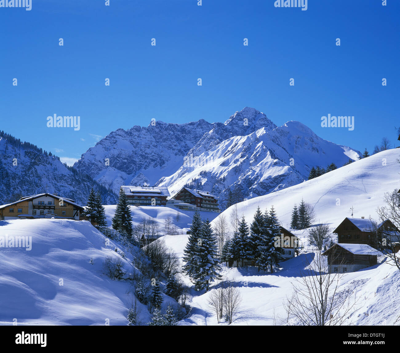 Mittelberg mountain and Großer Widderstein mountain, Kleinwalsertal valley, Allgäu Alps, Vorarlberg, Austria Stock Photo